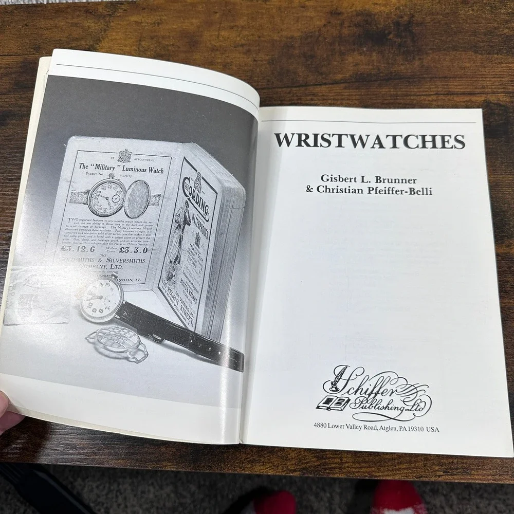Wristwatches A‎ Handbook And Price Guide Edition 3 2000 By Brunner Pfeiffer-Bell